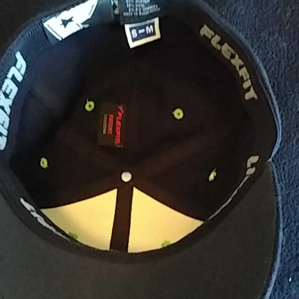 Famous baseball hat. - Picture 2 of 2